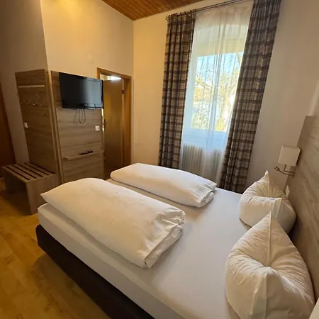 Landgasthof Heerlein Отель Бамберг